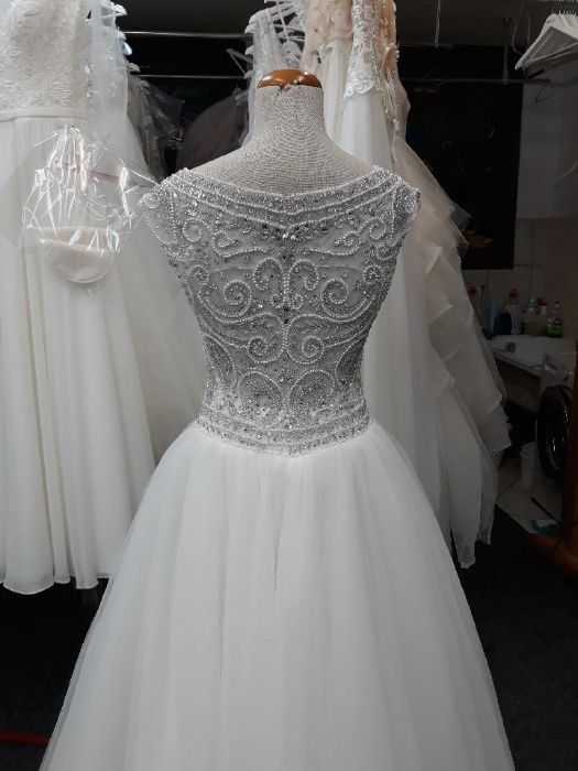 Przepiękna i wyjątkowa suknia ślubna w atrakcyjnej cenie
