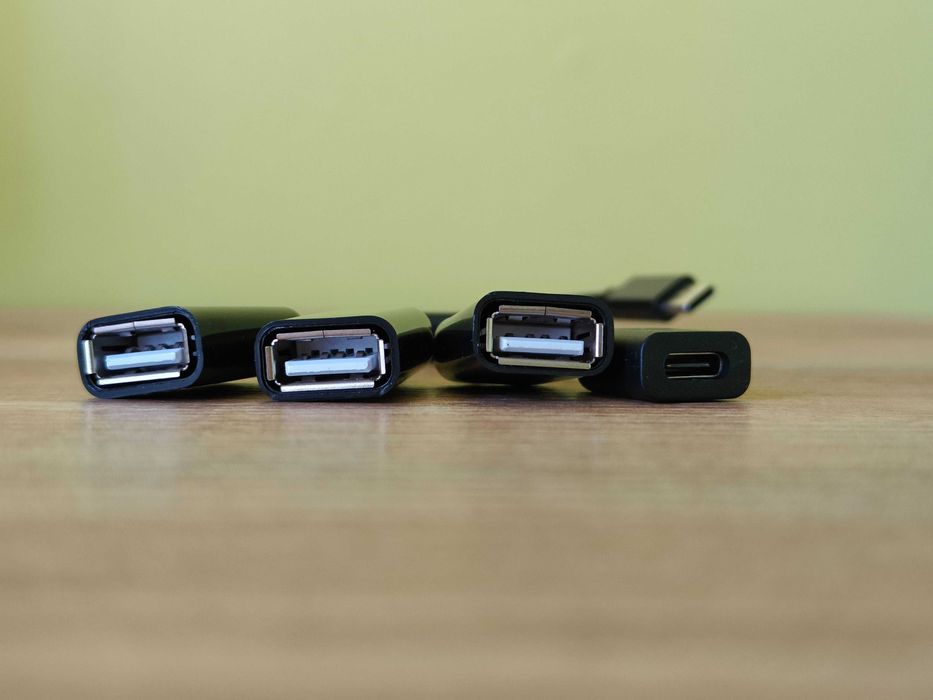 Hub USB-C –> 3x USB + USB-C, OTG, ładowanie, kabel 20 cm