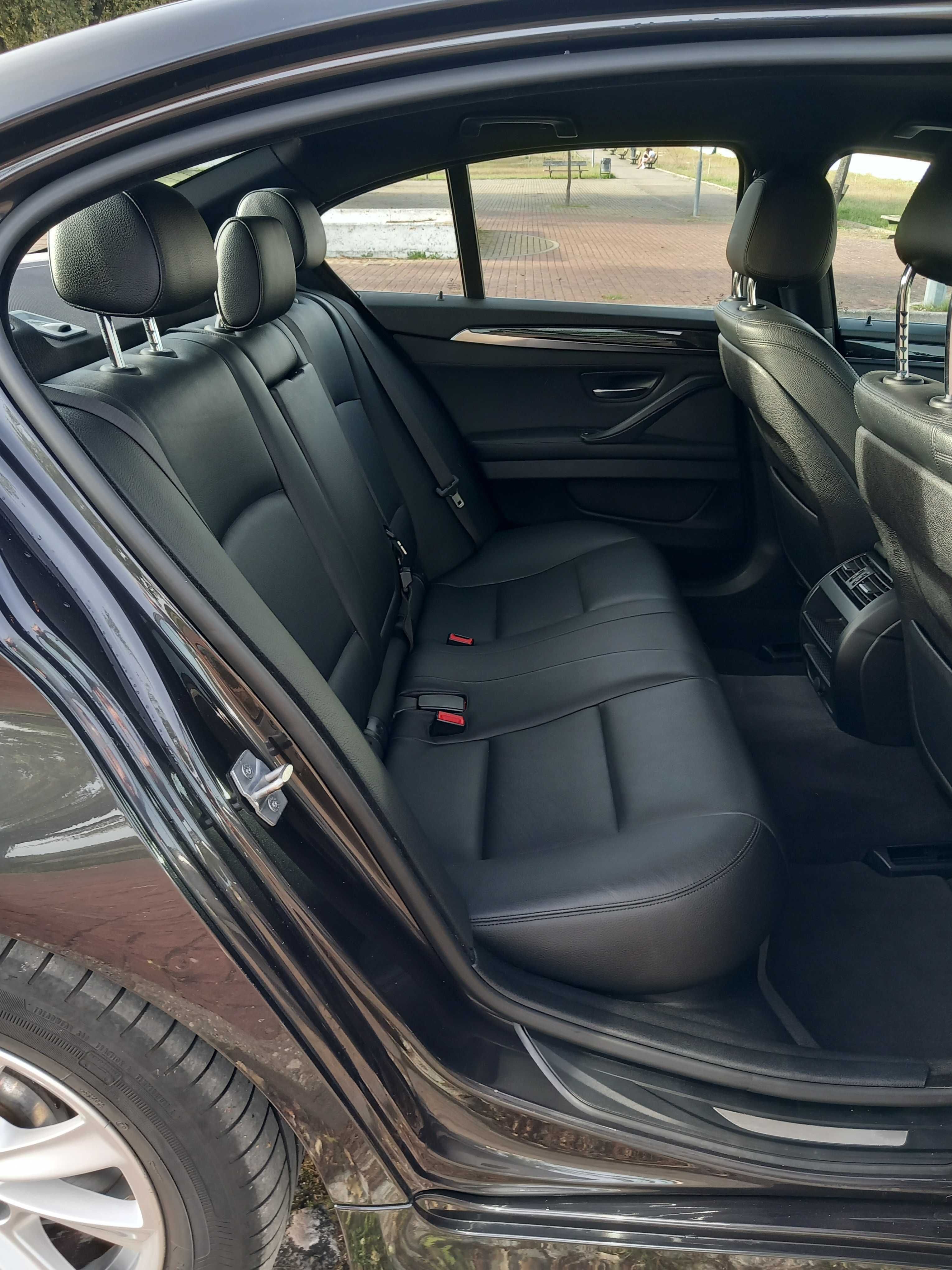 BMW 520 Diesel  Luxury Line Automática 08/2014