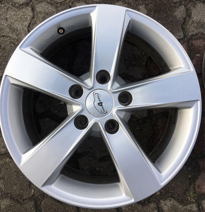 Felgi aluminiowe TOYOTA KIA HYUNDAI MAZDA 5x114,3 ET39 R16!