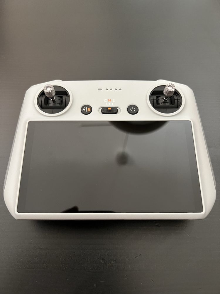 DJI RC - remote controller