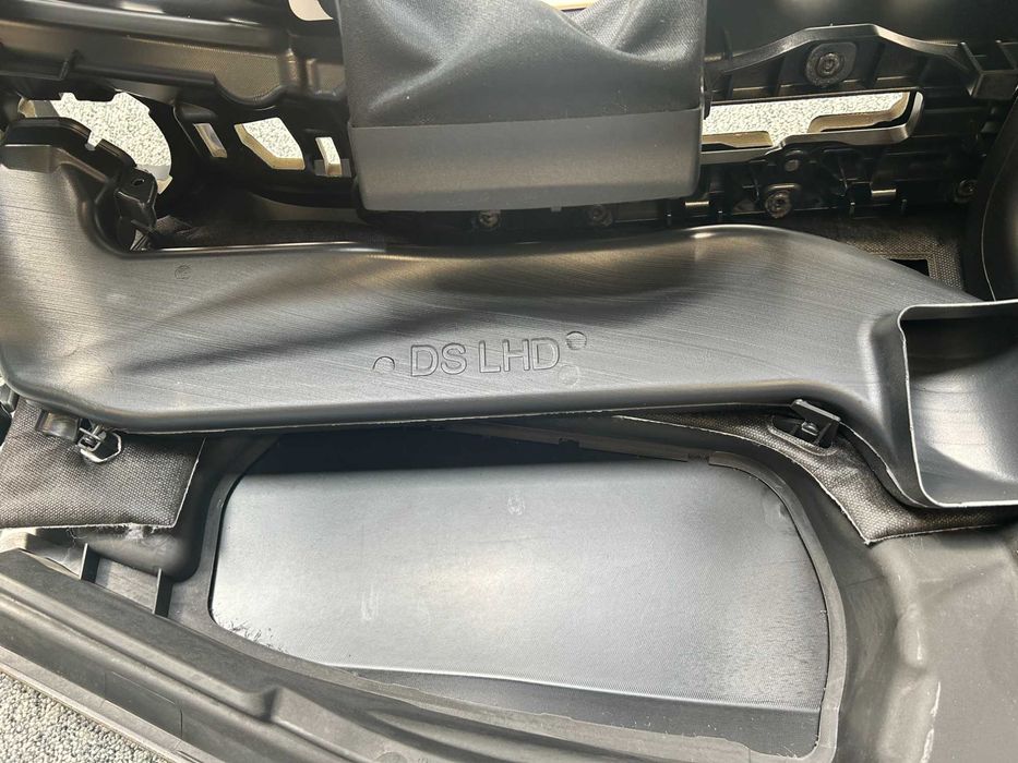 Mercedes Benz OE deska kokpit konsola CLA A Klasa A.177.680.63.02