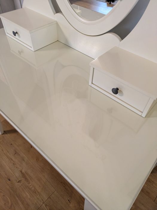 Toaletka Ikea Hemnes