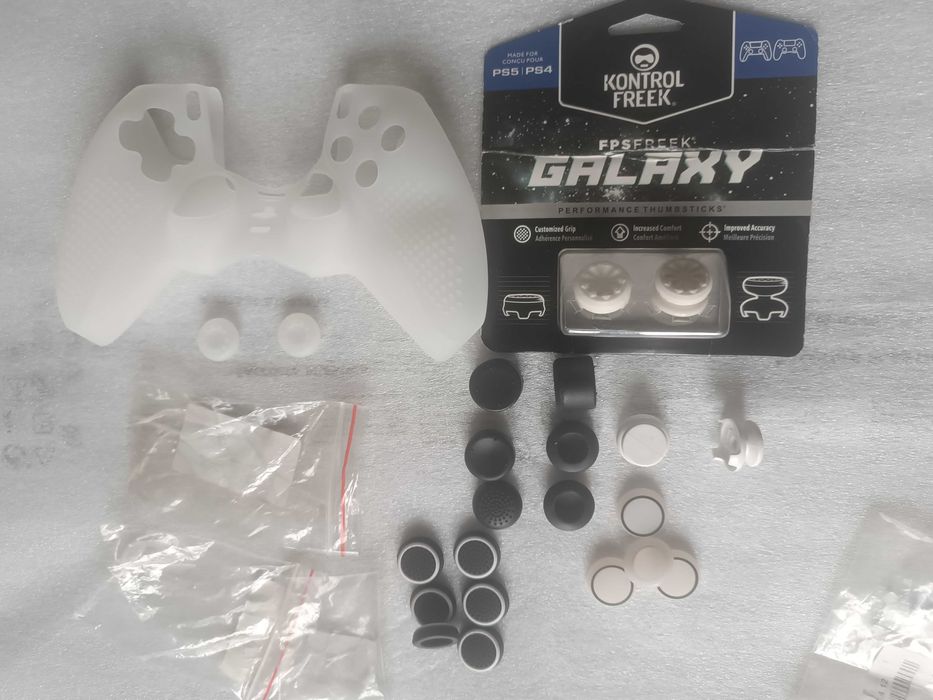 Etui do pada ps5, nakładki, gripy do pada ps4 ps5 xbox