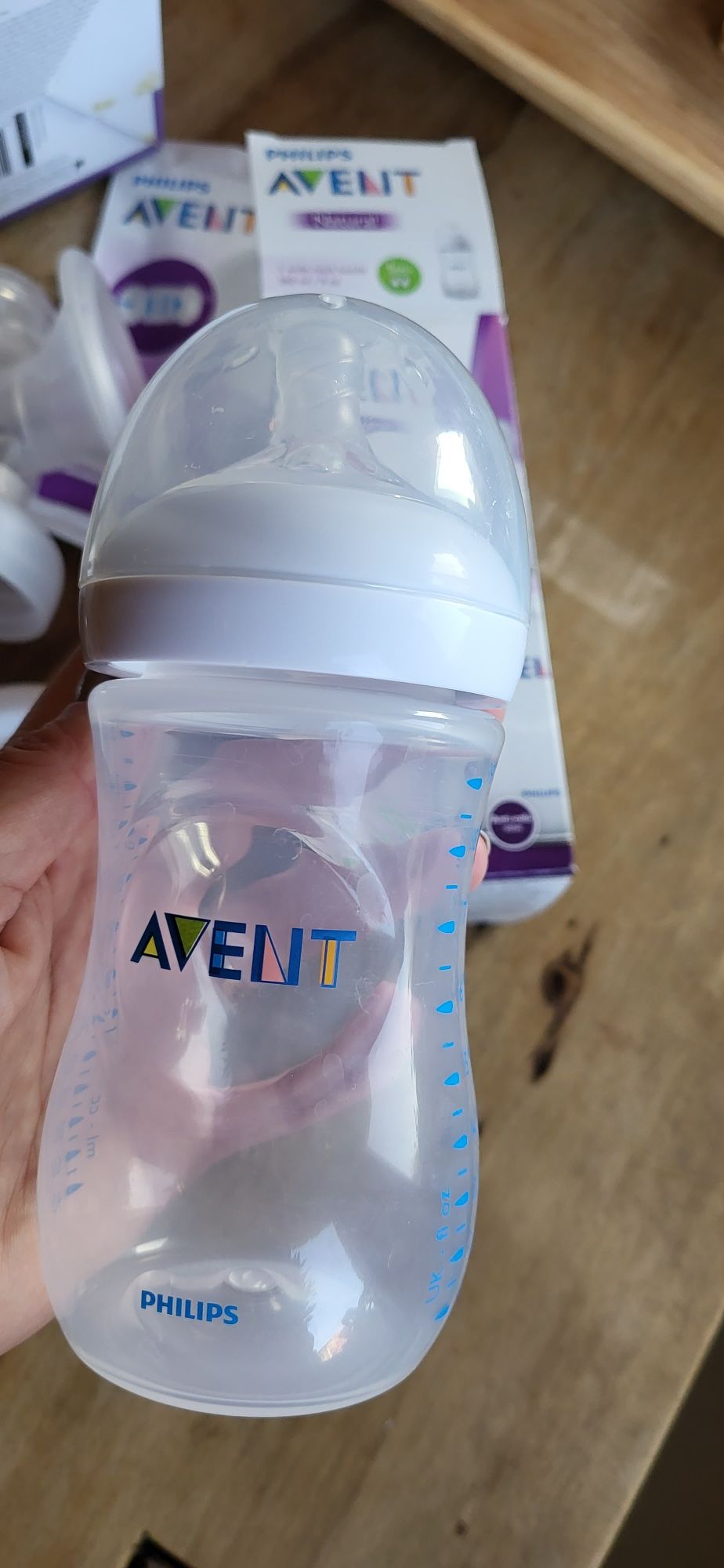 Avent odciagacz laktator do piersi + duża butelka gratis