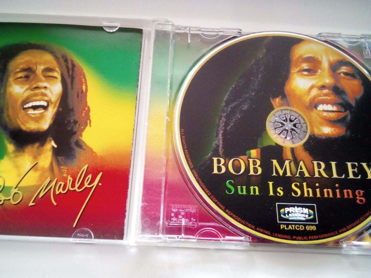 CD диски гр.Bob Marley/Green Day