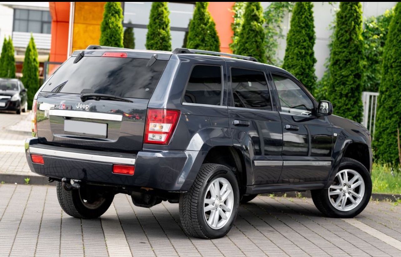 Jeep Grand Cherokee Overland 3.0D 218KM 4x4 Xenon Navi Kamera PDC El Grz Fotele Tempomat