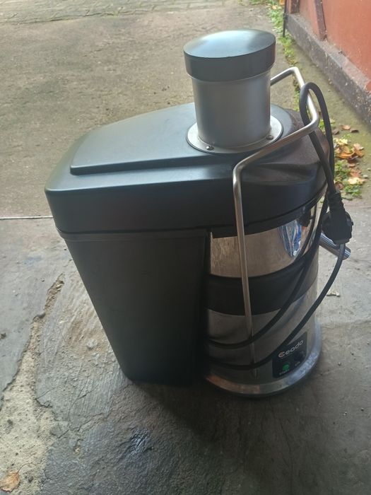 Profesjonalna Sokowirówka ceado es500