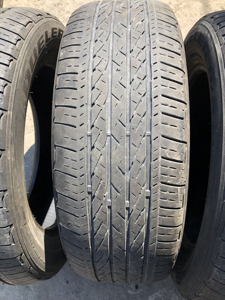 Продам шини Bridgestone 215/60 R17 4 шт