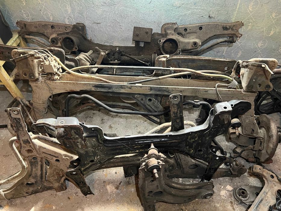 Golf II III mk3 GTI VR6 belki tylne osie ośki wózki sanki zawieszenie