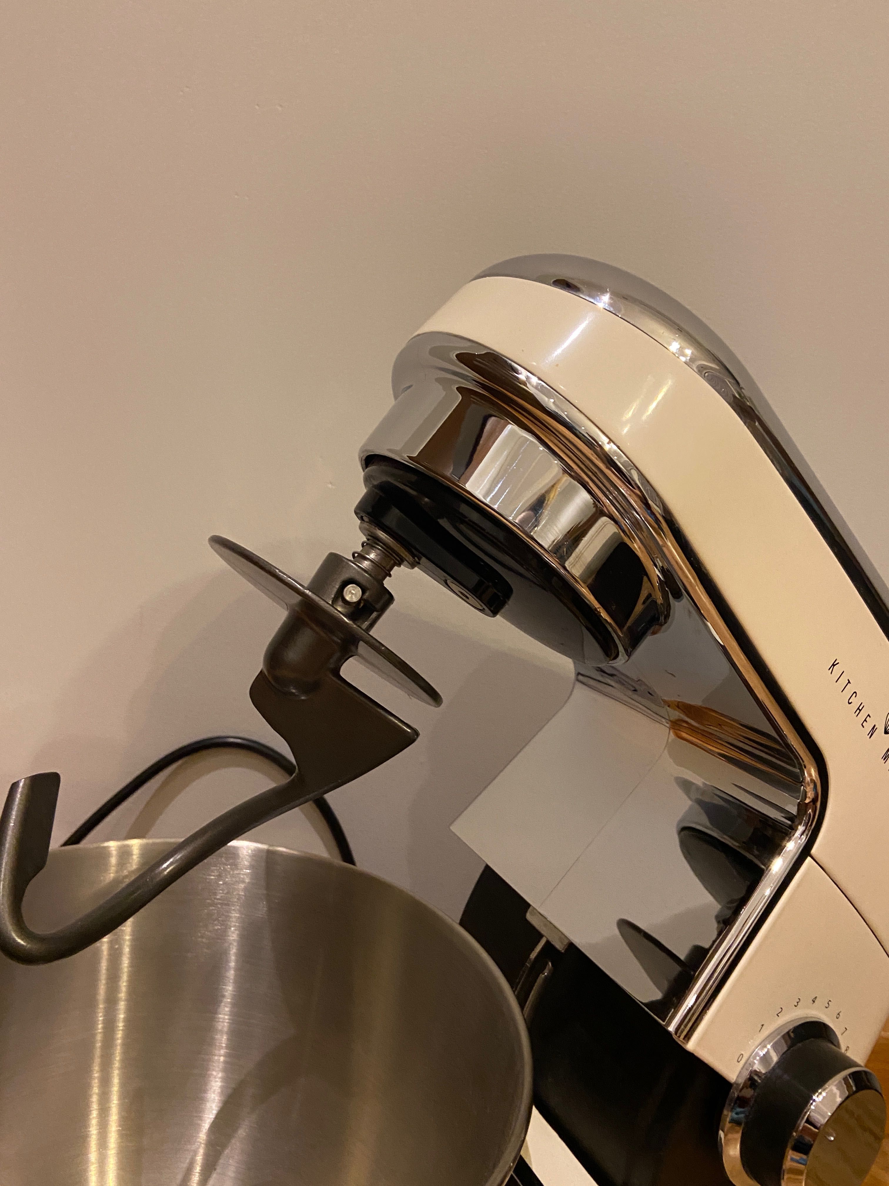 Robot kuchenny beżowy Zelmer