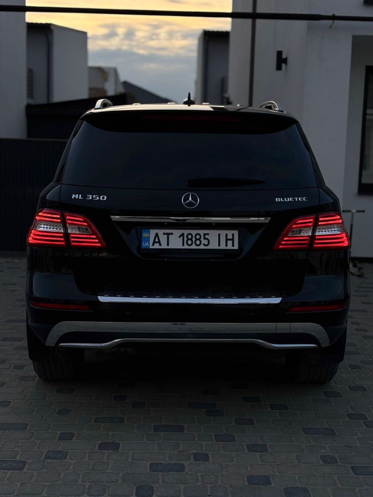 Продається мерседес ML 2013 авто в дуже гарному стані