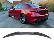 Спойлер Alfa Romeo Giulia накладка на багажник бленда Джулия диффузор