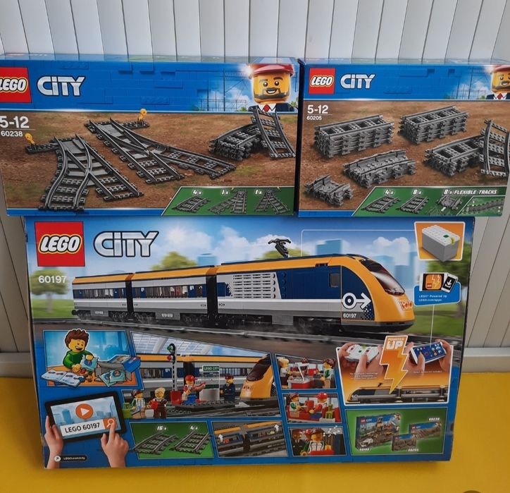 LEGO Лего City 60197 Пасажирський поїзд, Траси 60205, 60238 разом усе
