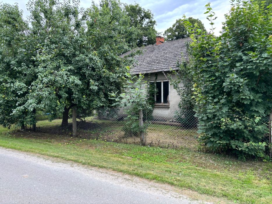 Działka z domem do remontu w Kępiu