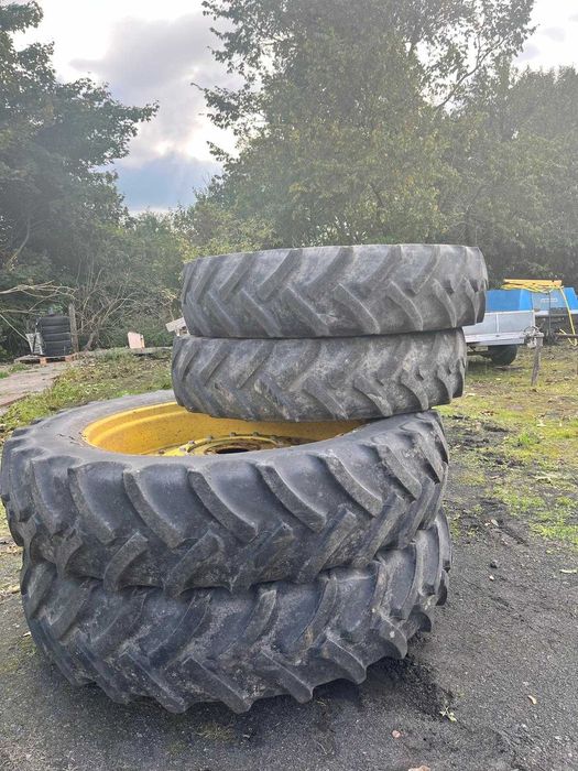 Koła wąskie John Deere