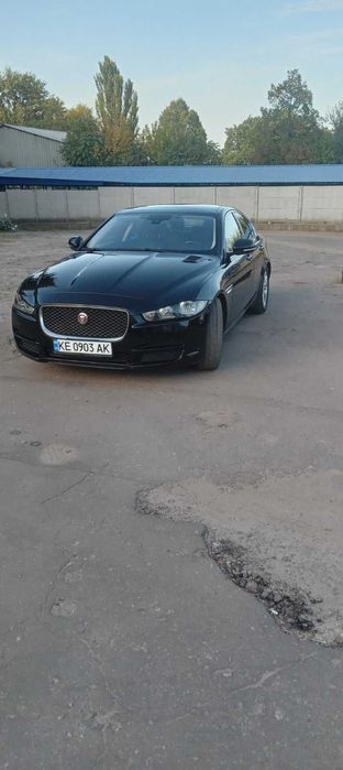 Jaguar xe 2 l diesel 2017