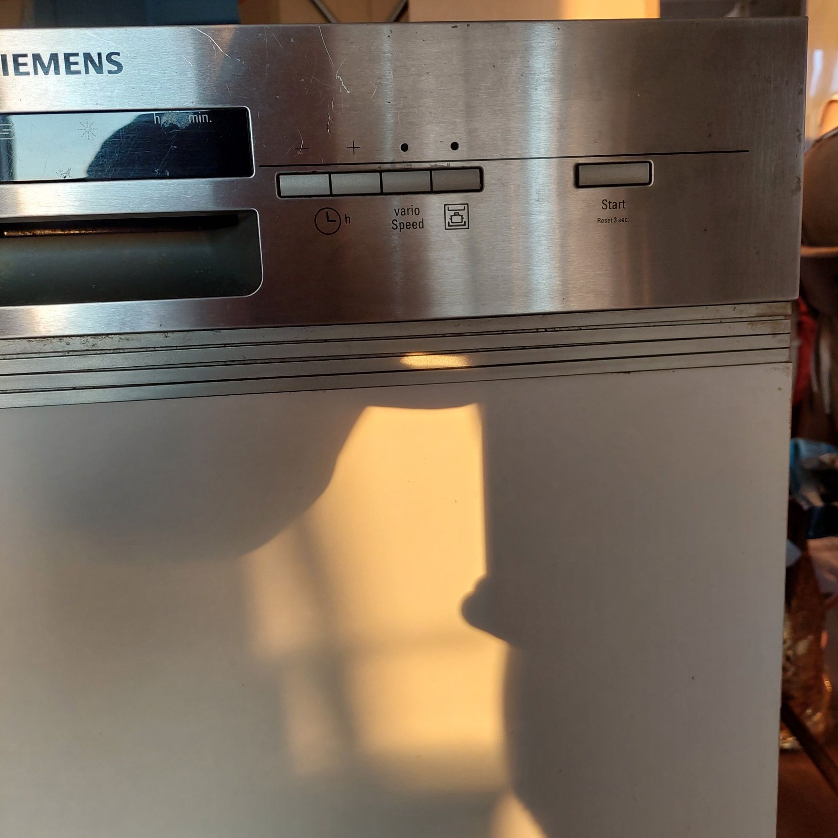 Zmywarka z panelem do zabudowy Siemens SN55L580EU