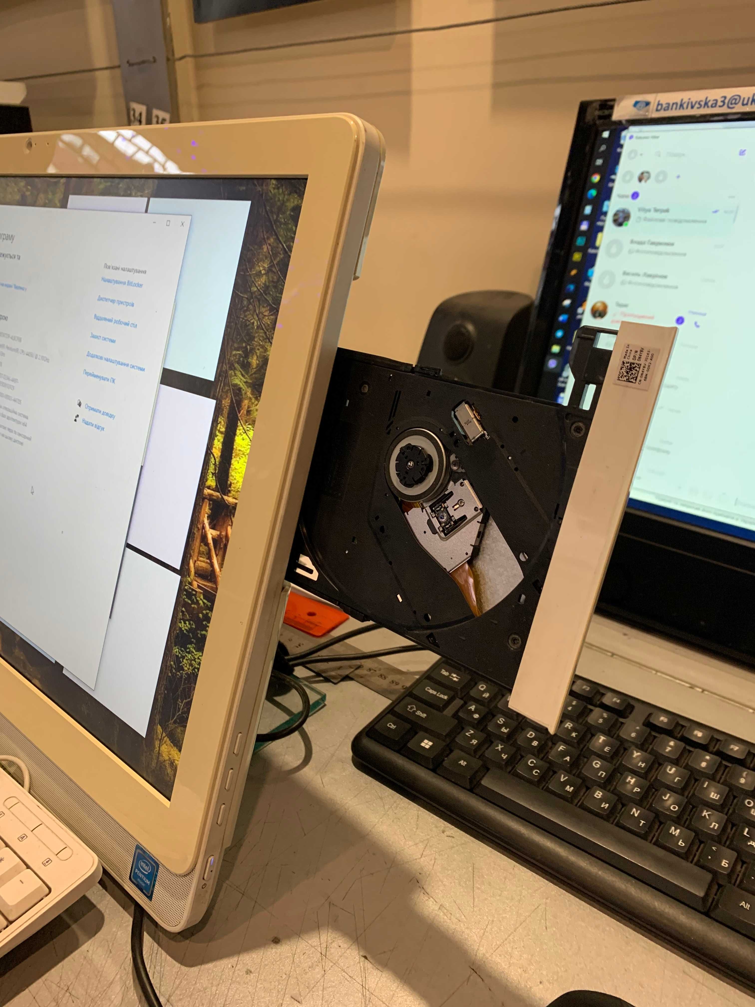 Моноблок Dell Inspirion 22