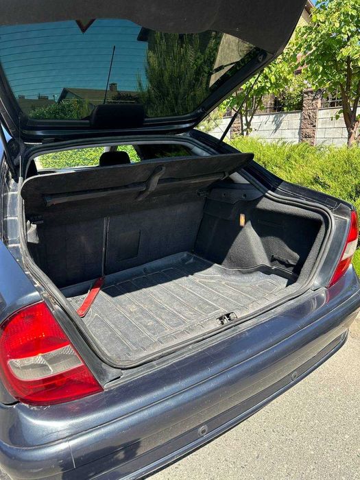 Автомобиль Citroen C5