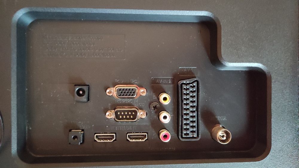 26 cali, LG 26 LT 360 C, telewizor, czarny