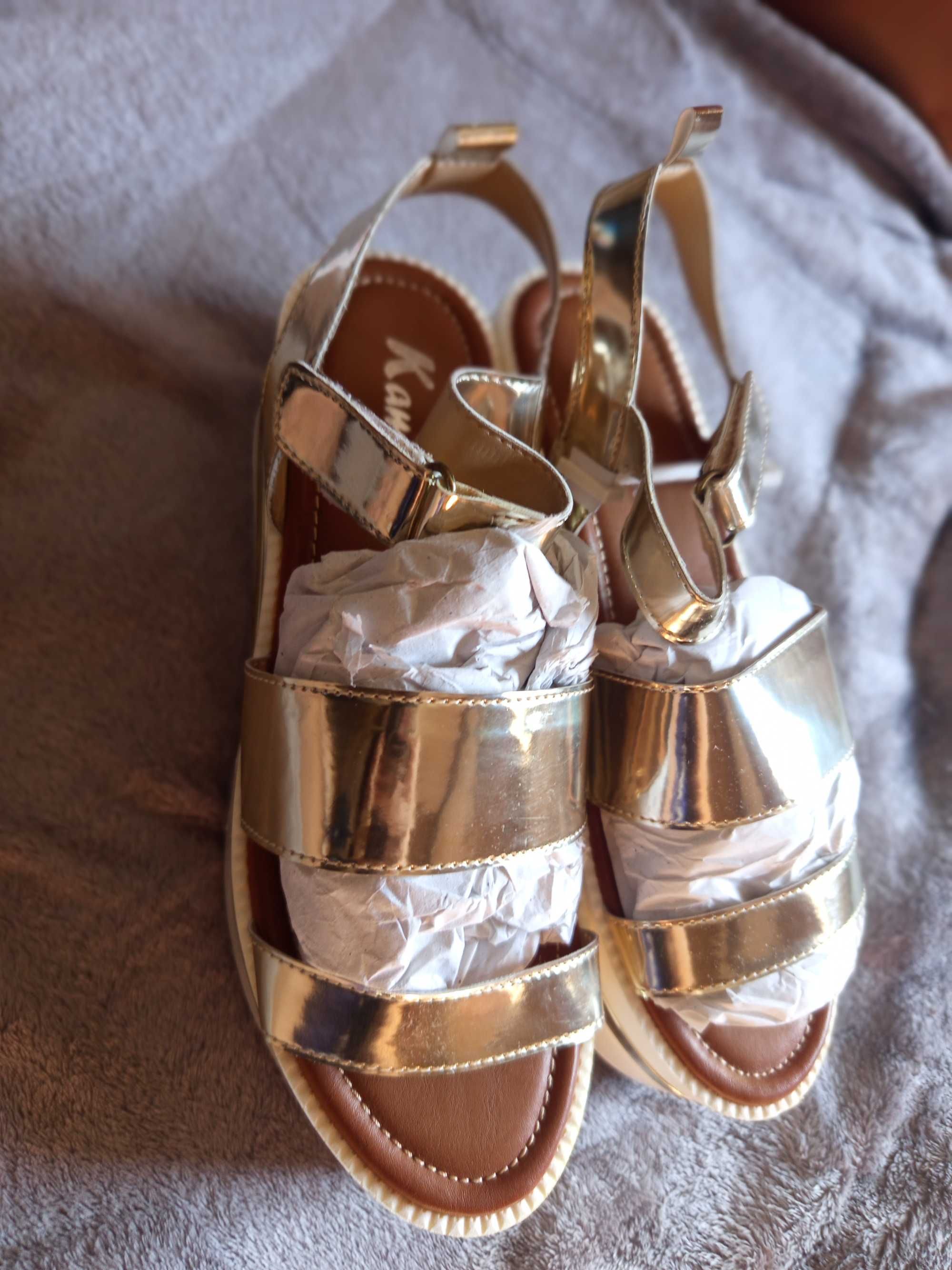 Sapatos de senhora