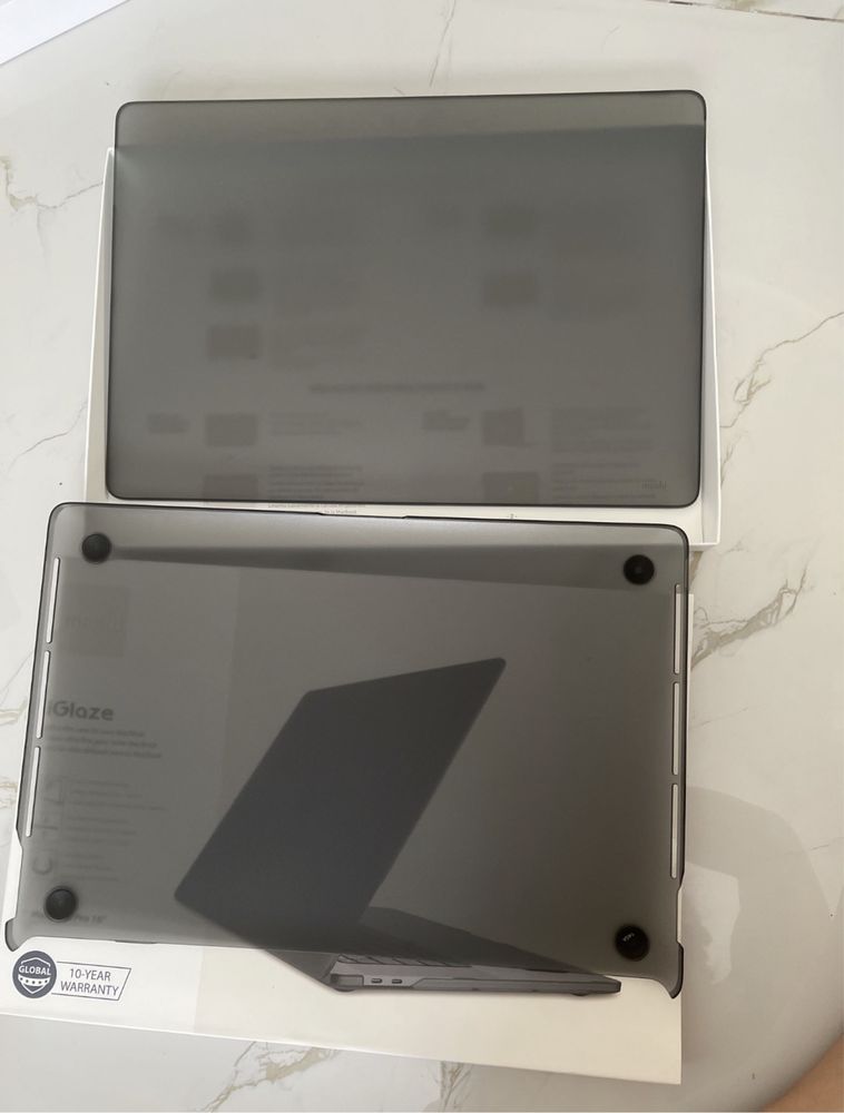 Чехол накладка Moshi Ultra slim case Mac Book pro 16 black черный