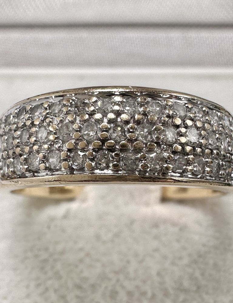 Złoty pierścionek z diamentami 0,33ct