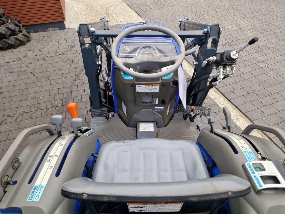 Mini ładowarka iseki 4x4,