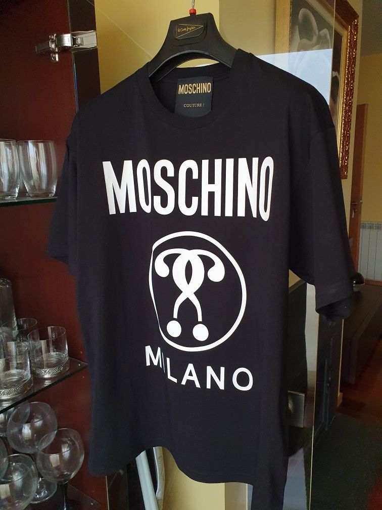 T shirt Moschino milano ikon