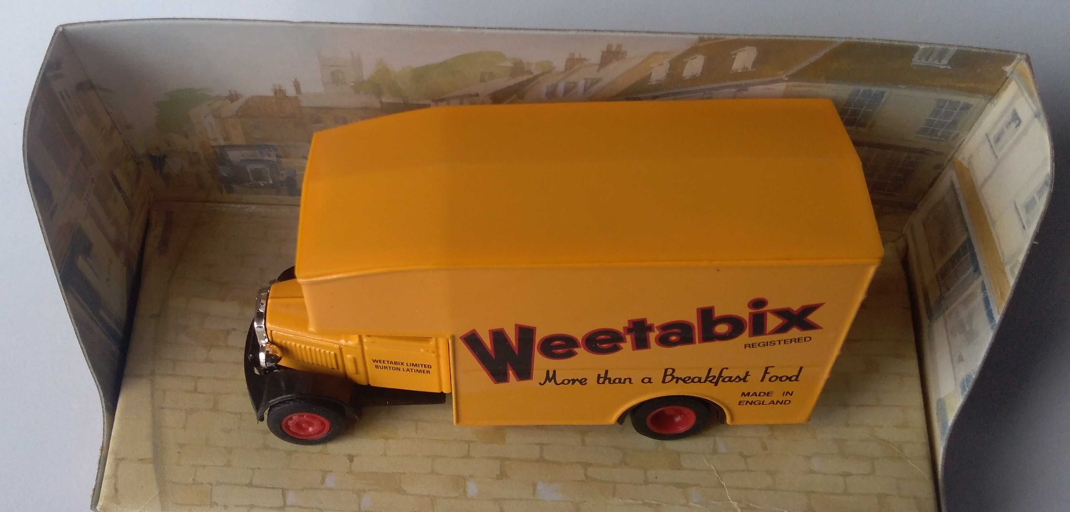 Morris Courrier com publicidade + Weetabix