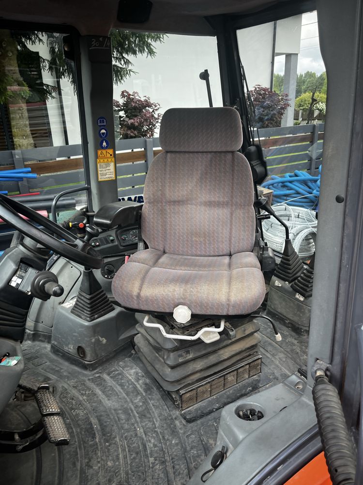 Koparkoladowarka Fiat Hitachi FB200 z 2002 r bardzo ladna sztuka