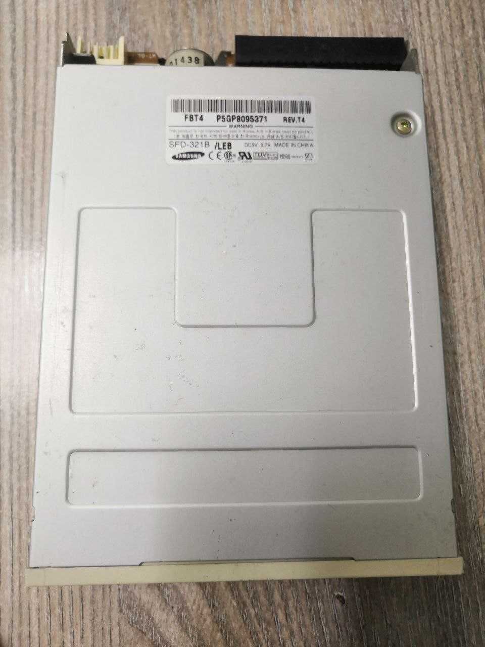 Флоппи-Дисковод/Floppy Disk Drive (FDD) Samsung SFD-321B