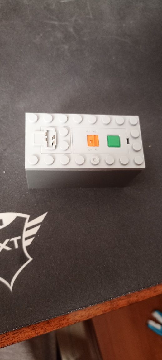 Лего міні батарейний блок