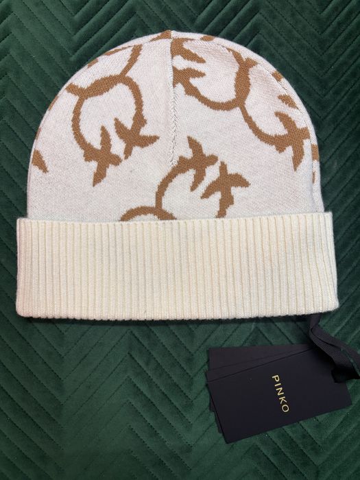 Czapka Pinko nowa
