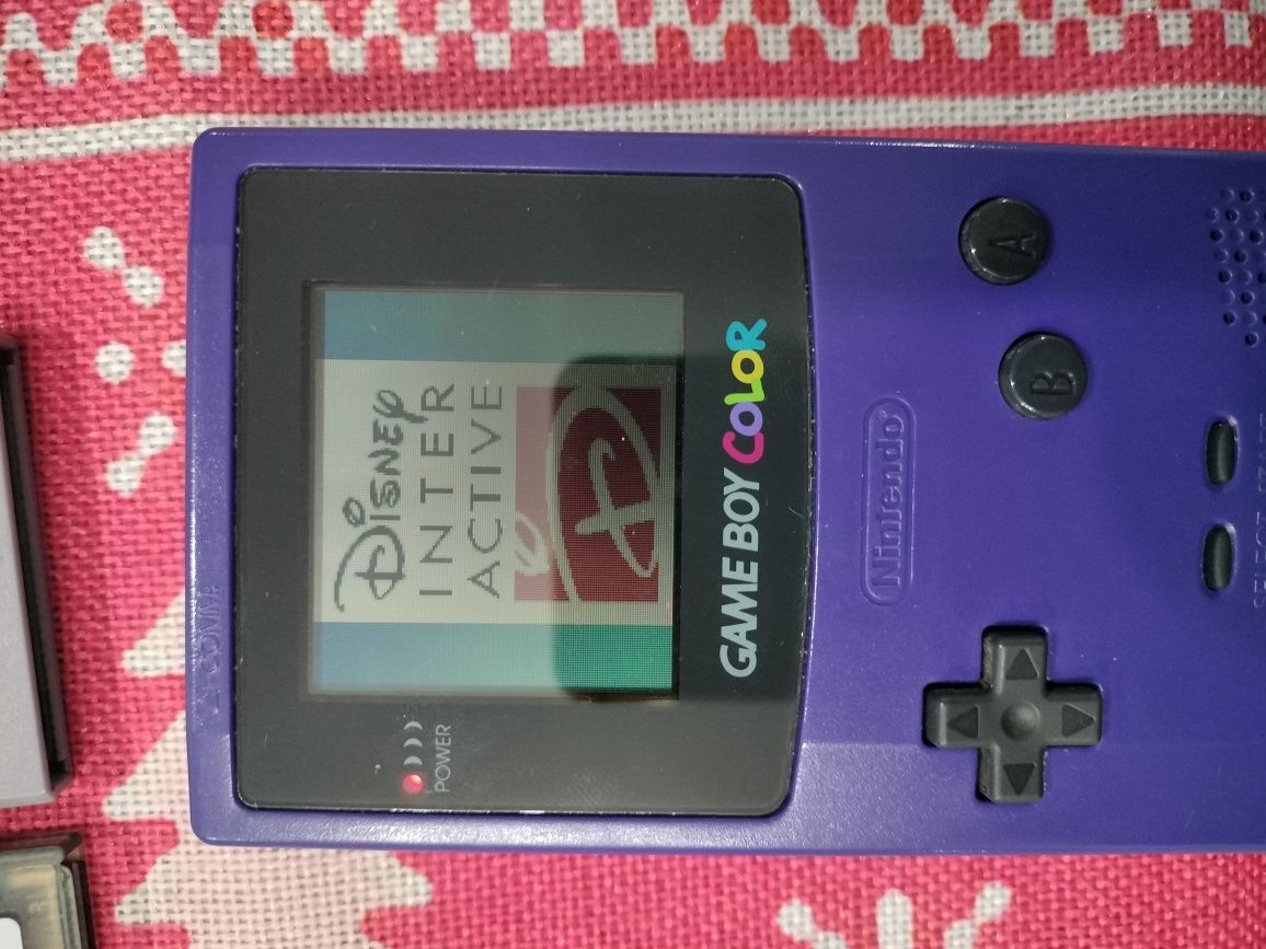 Gameboy color com 5 jogos