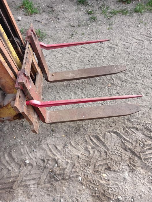 Maszt, podnośnik do ciagnika, widlak do balotów i palet