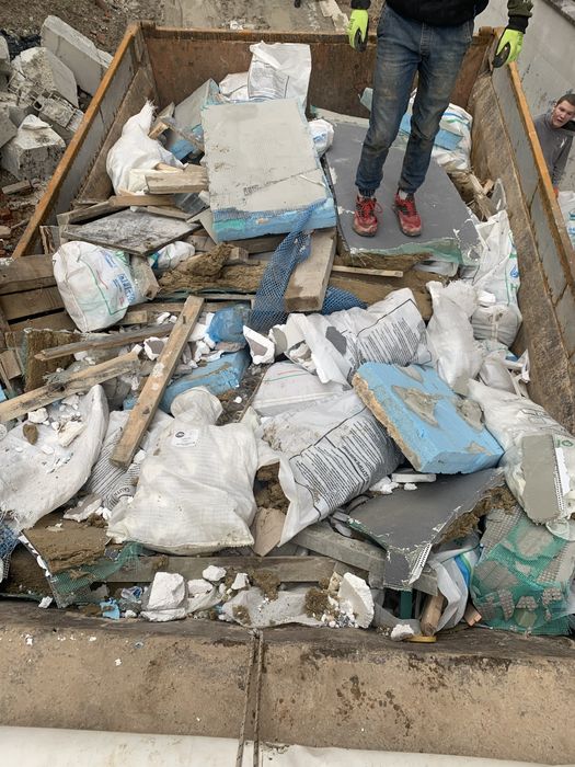 Чистка ділянок, вивіз хламу Камазами самоскидами доставка матеріалів