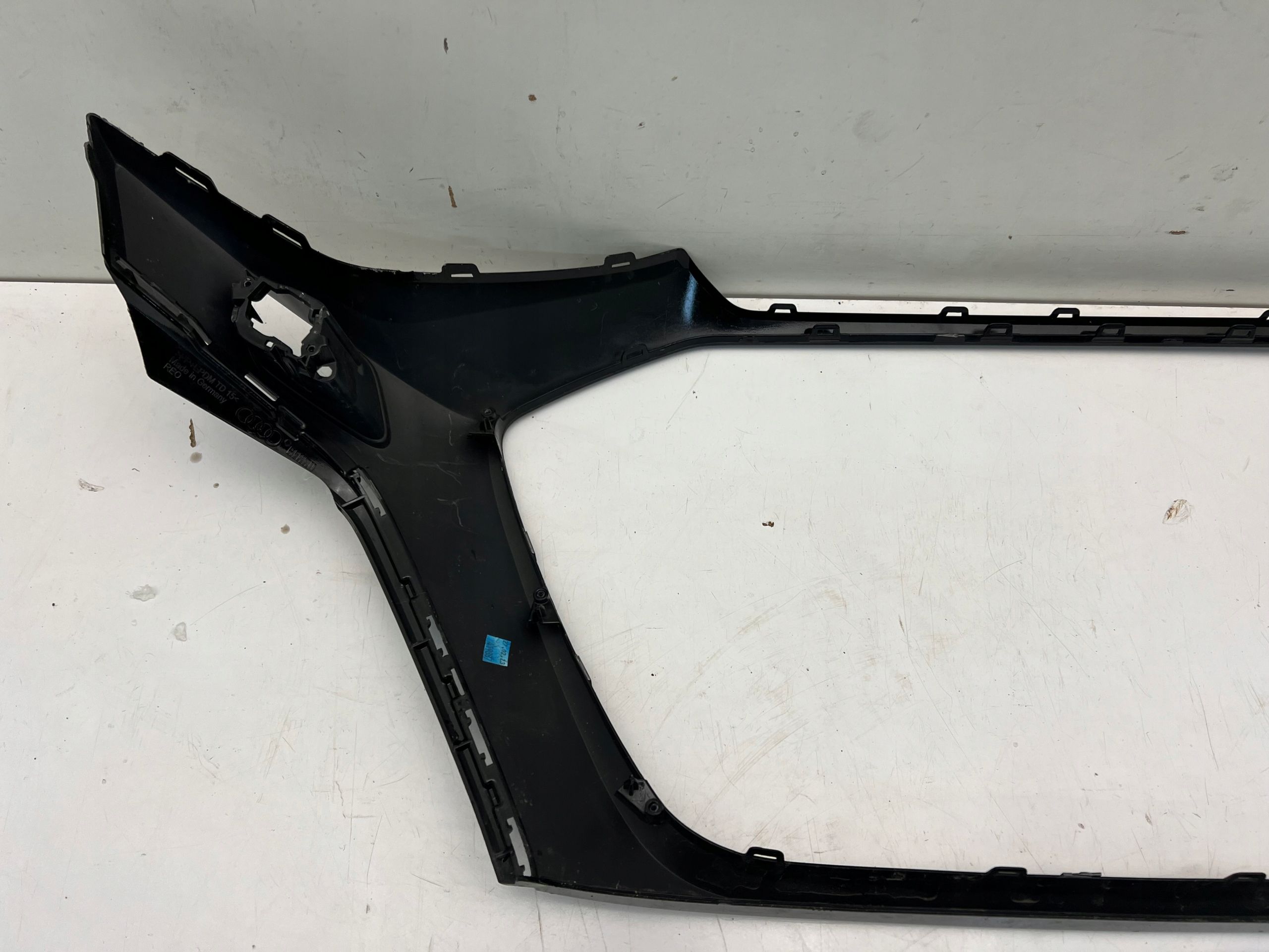 Audi RS3 8Y Listwa Atrapy stelaż Ramka Grill 21-