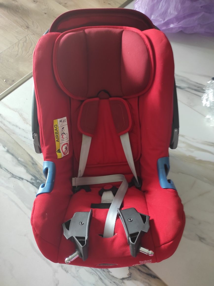 Fotelik Britax Romer BABY-SAFE PLUS SHR II-BR 0-13 kg z bazą