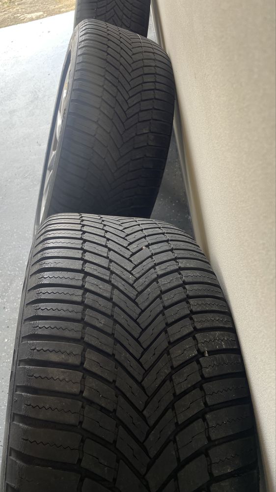 Koła opony BMW x3 f25 245/50/18 wielosezonowe caloroczne Bridgestone