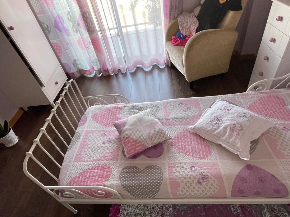 Cama criança ferro extensível, nova, dos 3 aos 13 anos