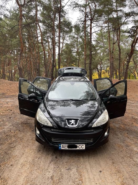 PEUGEOT 308SW  с панорамной крышей 4700$ торг