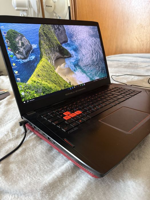 Portatil asus GL 702V