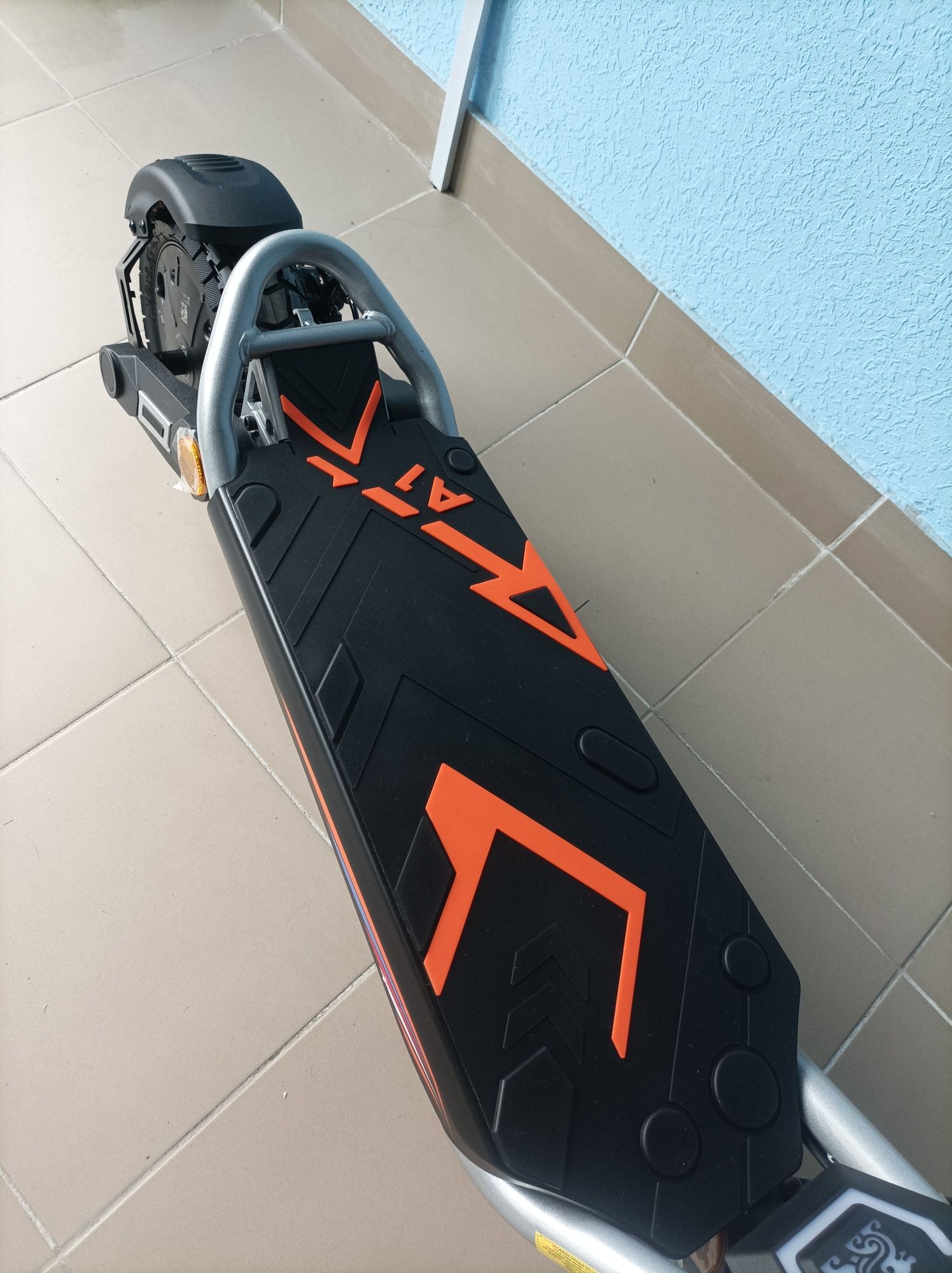Електросамокат Kukirin A1