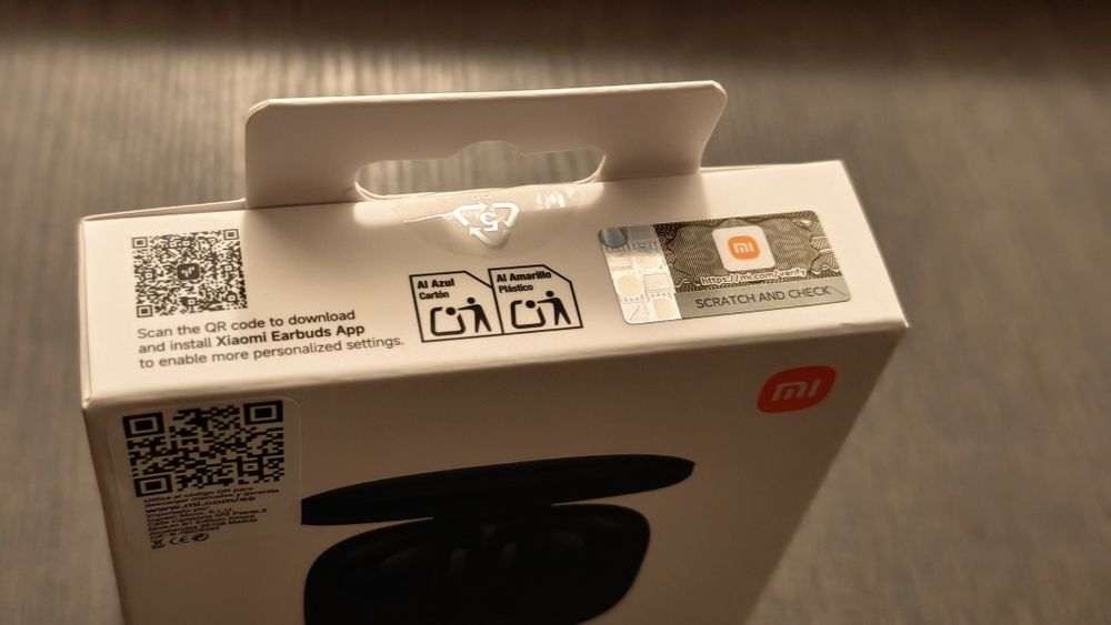 Xiaomi Redmi Buds 6 - Novos e selados