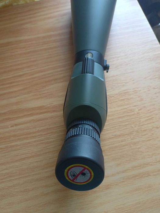 Продаю підзорну трубу Bresser Condor 24-72x100