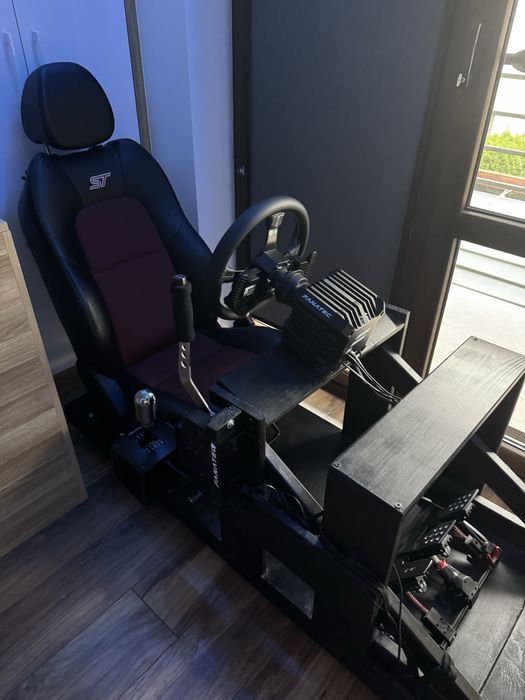 Zestaw do sim racingu fanatec csl dd + v3 pedals