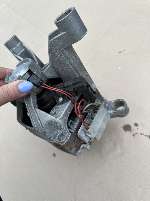 Двигатель стиральной машинки