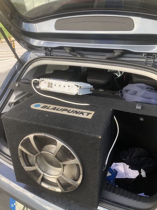 Subwoofer blaupunkt com ampilificador
